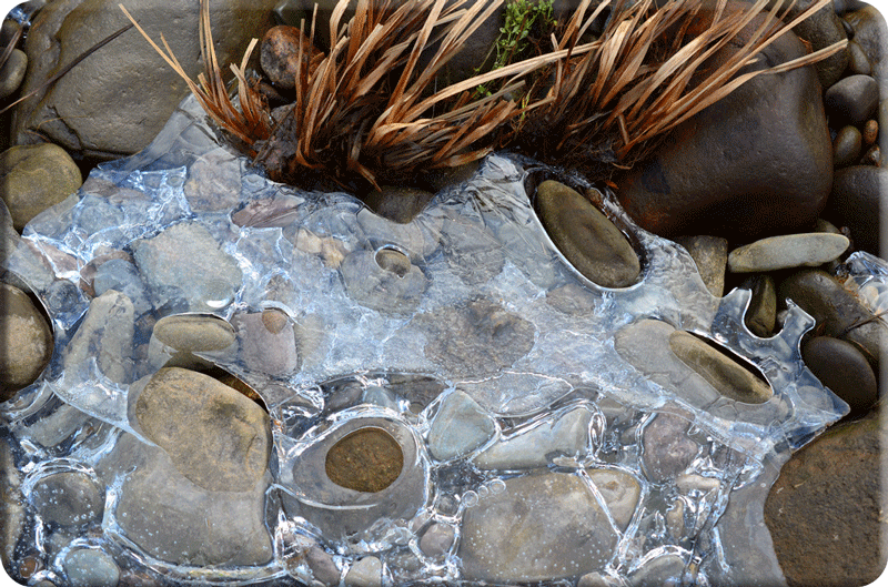 Webgraphic link to Photography pages.